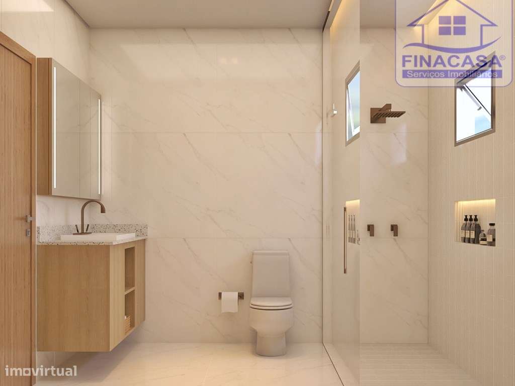 Moradia Isolada em fase de renovação/ remodelação com piscina e jar...-27