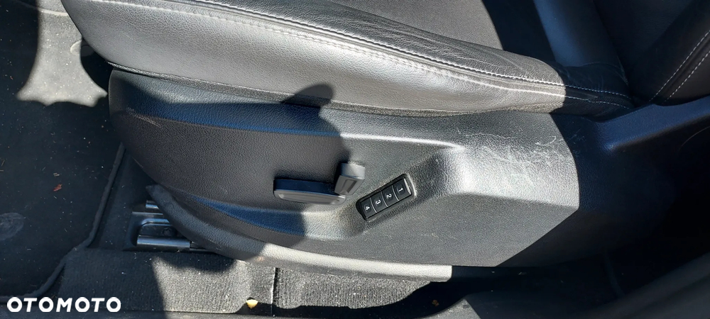 Ford S-Max 2.0 TDCi Titanium - 14