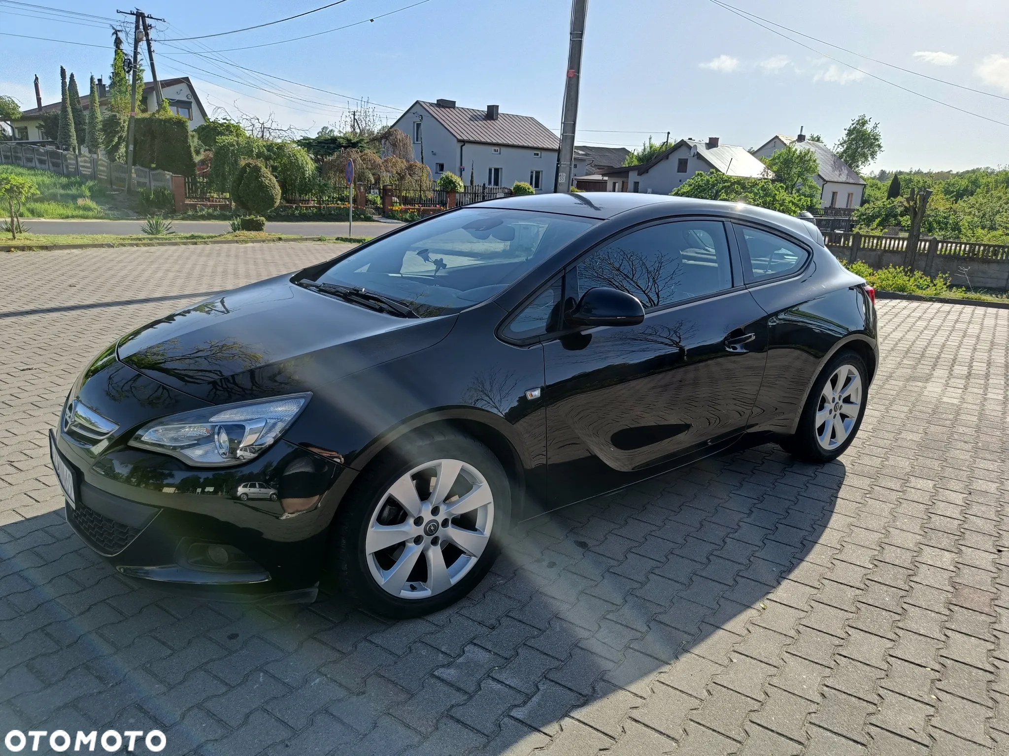 Opel Astra GTC 1.4 Turbo ecoFLEX Start/Stop - 2
