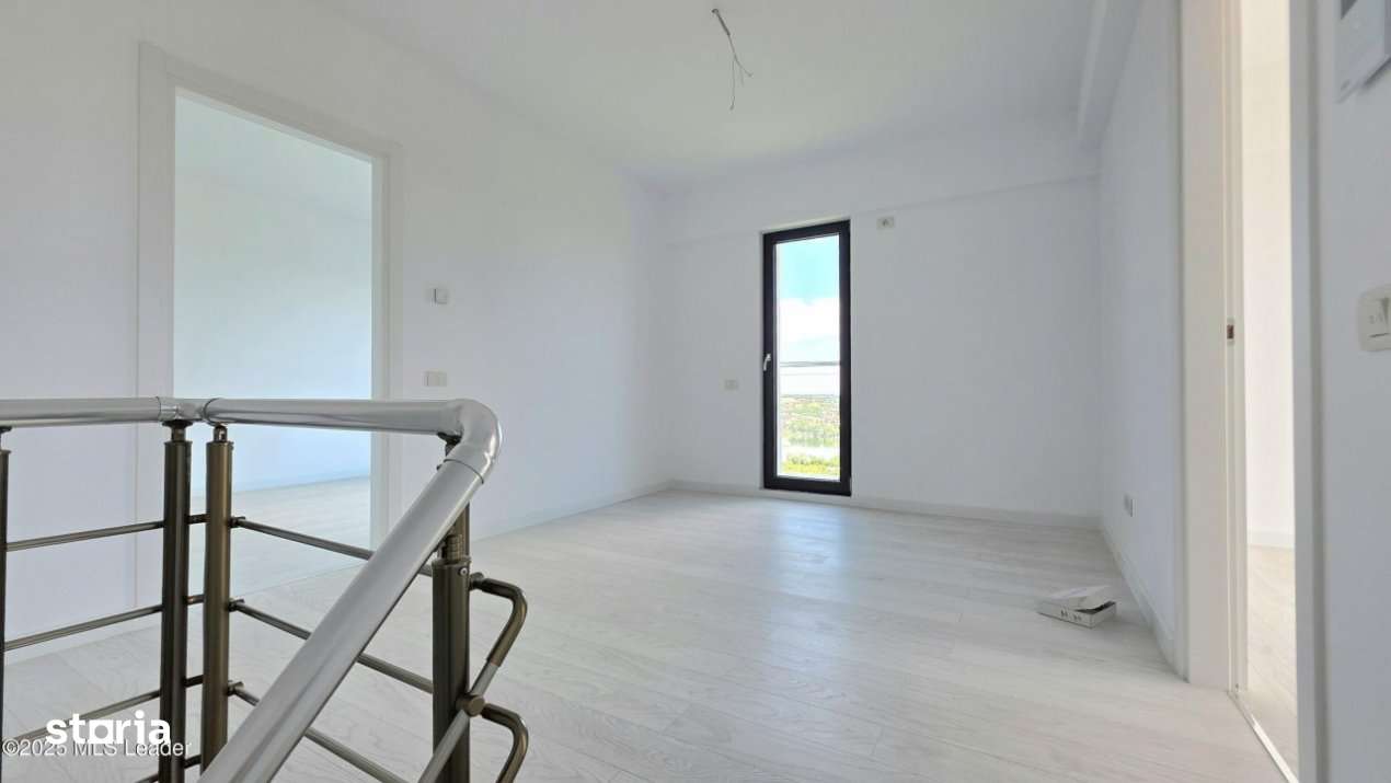 Penthouse Duplex, SunLake Residence, Panorama Superba-11