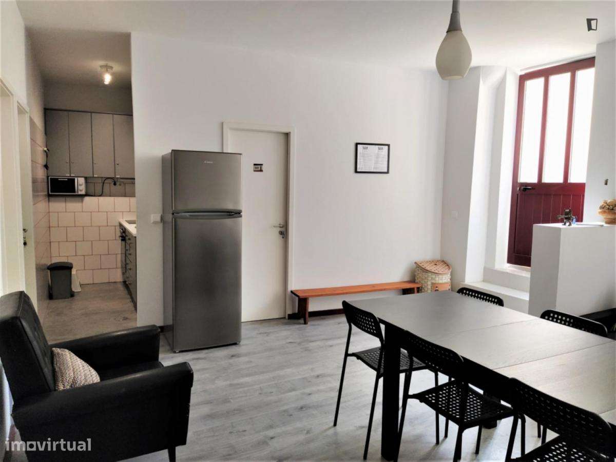 Cama - localizado em Paranhos Porto - Grande imagem: 4/15