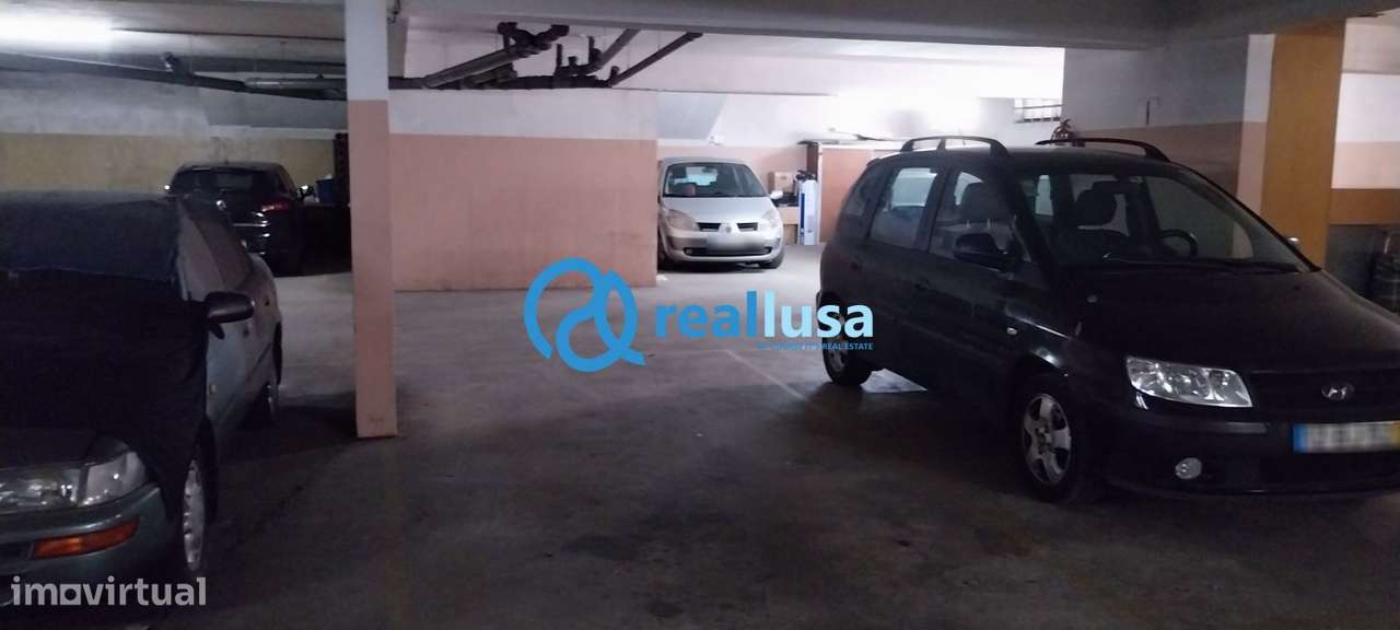 Apartamento T2 c/ garagem Custóias Matosinhos-14