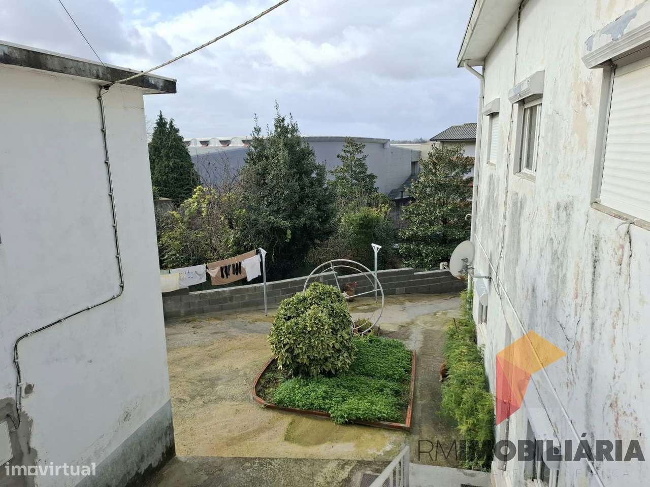 Moradia Bi-Familar em Fânzeres-20