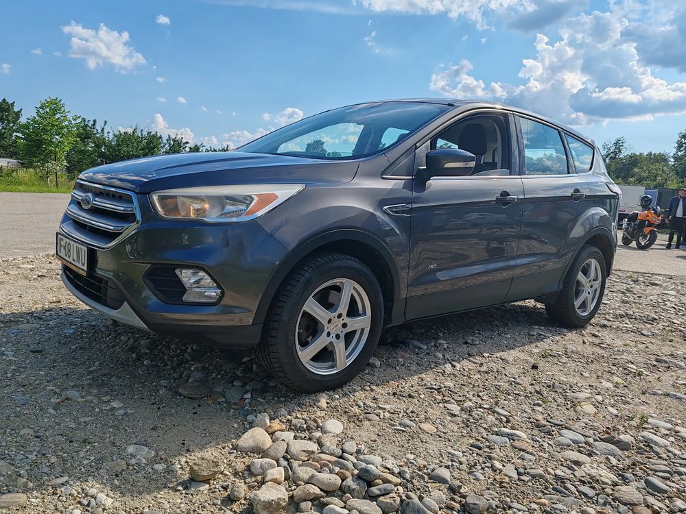 Ford Kuga II [2012 - 2019] 2.0 TDCi Powershift 4WD Titanium 2017