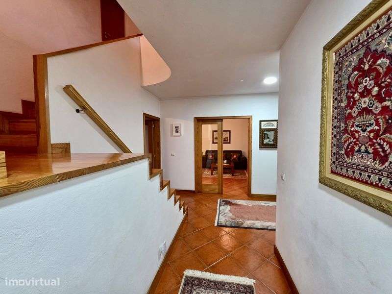 Moradia T5 à venda em Santa Comba - Grande imagem: 5/8