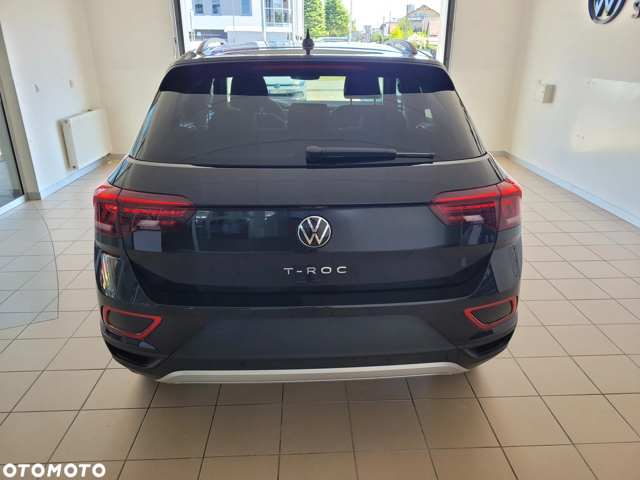 Volkswagen T-Roc - 5