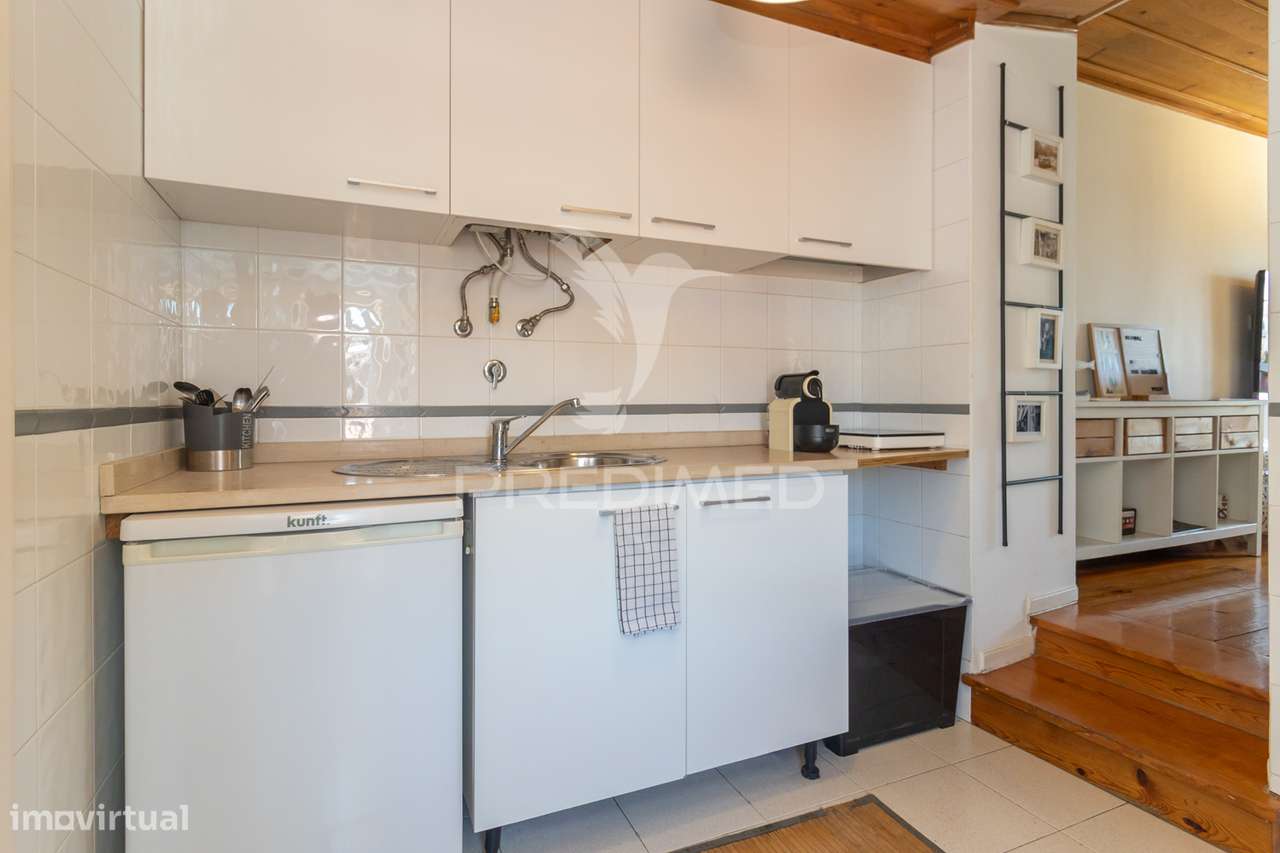 OPORTUNIDADE ÚNICA EM ALFAMA: T1 Remodelado e Pronto a Habitar - Grande imagem: 3/25