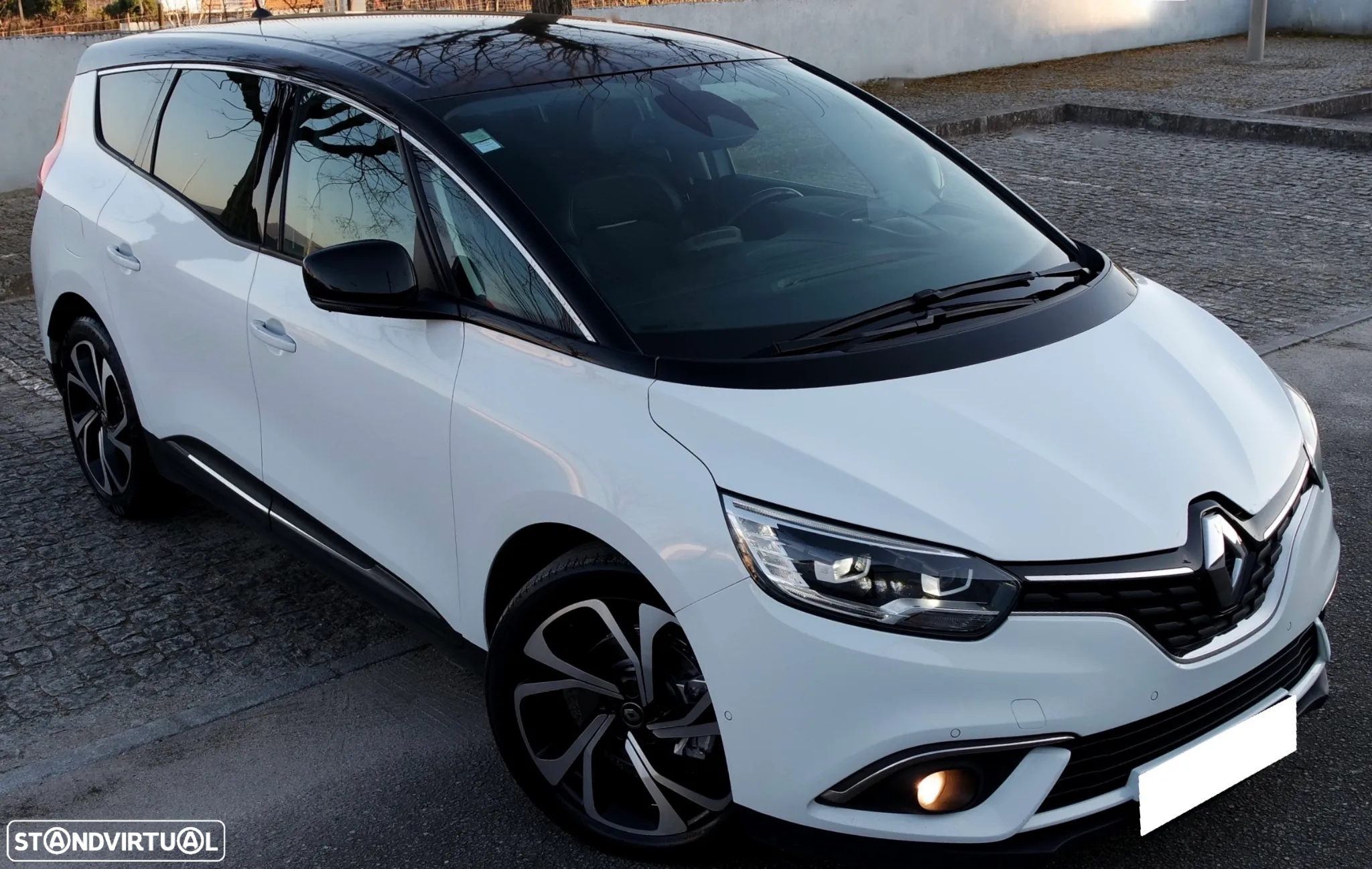 Renault Grand Scénic 1.7 Blue dCi Bose Edition EDC - 21