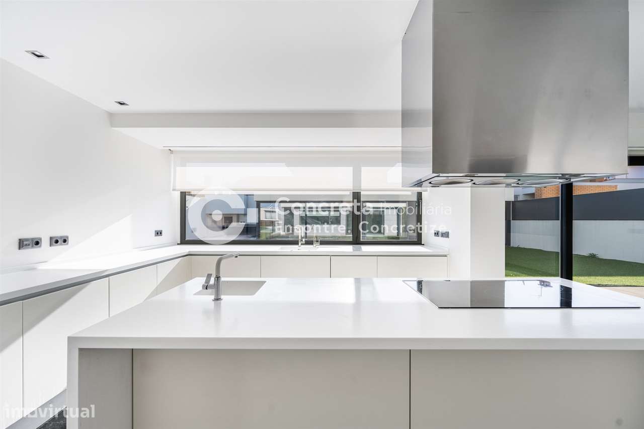 Moradia T3 com piscina interior em Tamel S. Veríssimo, Barcelos-11