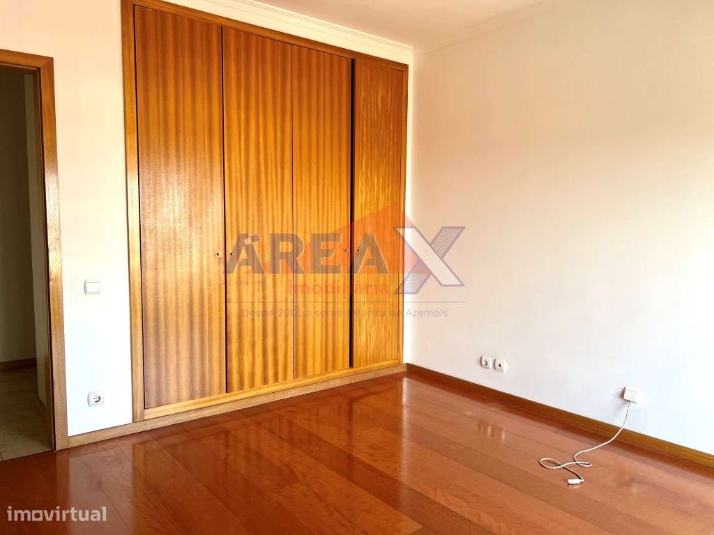 T3 Duplex com Piso Superior e Entrada Independente | Garagem | Oliv...-17