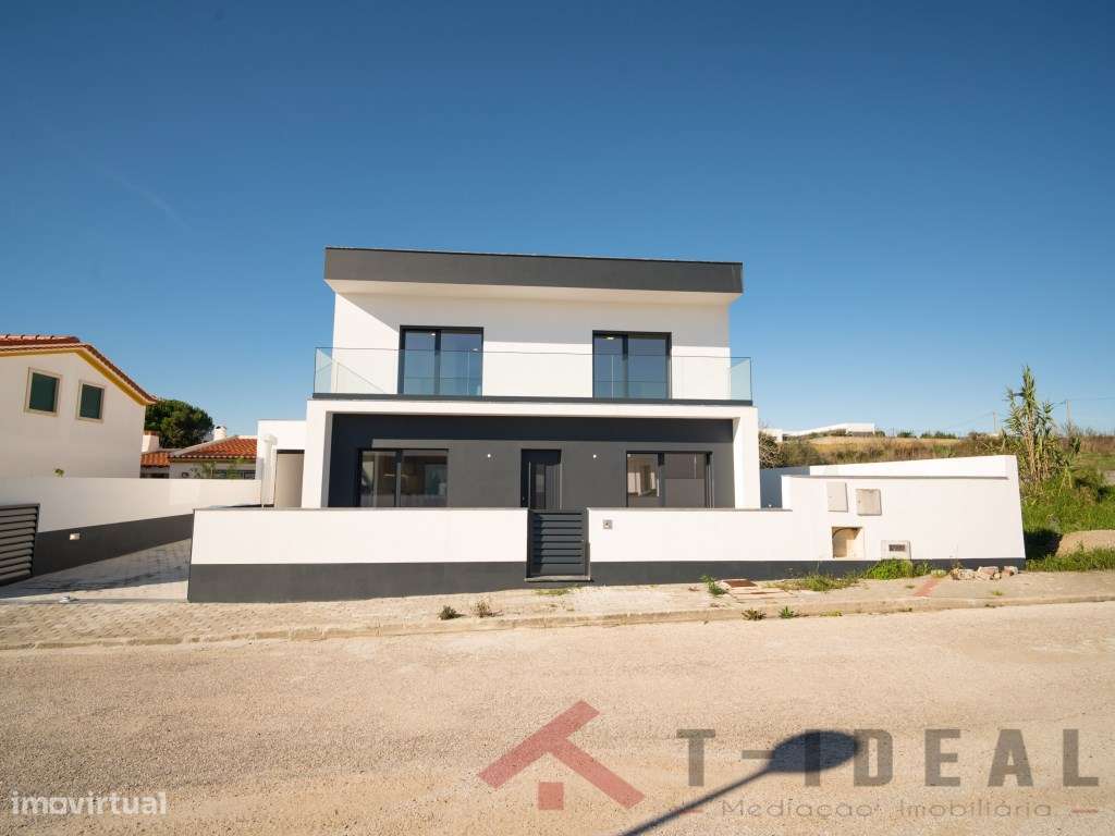 Moradia T4 nova próxima da Lourinhã e das praias-58