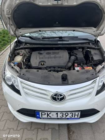 Toyota Avensis 1.8 Premium MS - 8