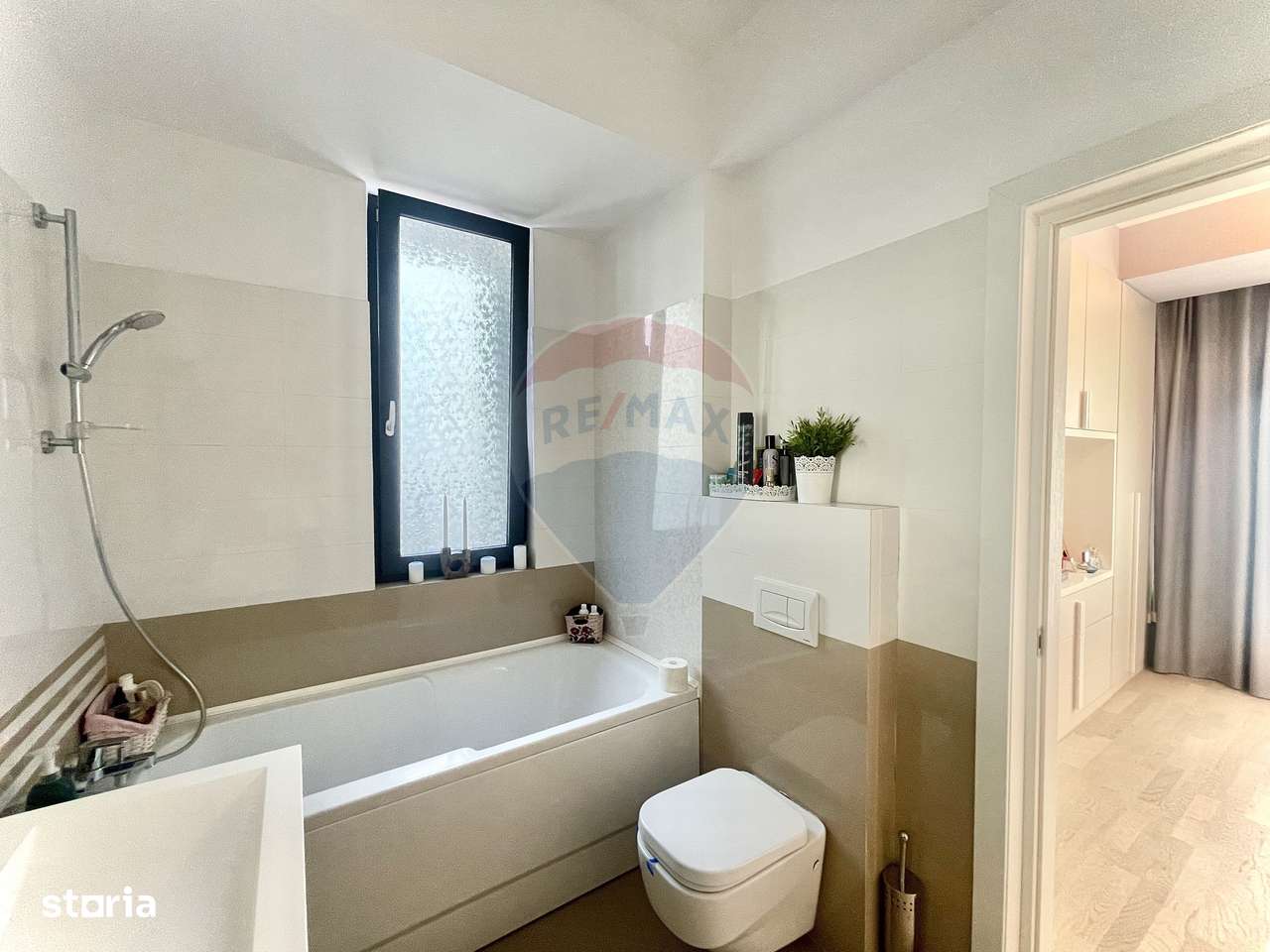 Apartament cu 3 camere de vanzare în zona Calea Calarasilor - Imagine principală: 5/8