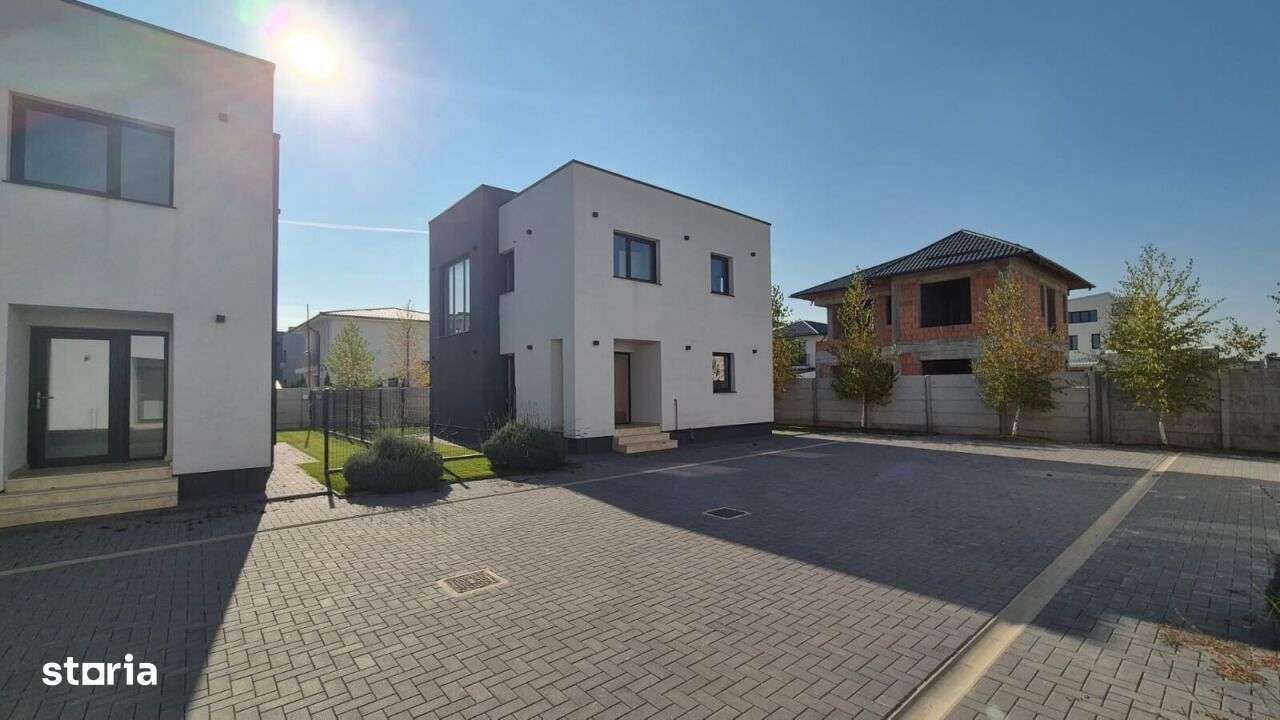 Vila de vanzare in Tunari - Imagine principală: 3/17