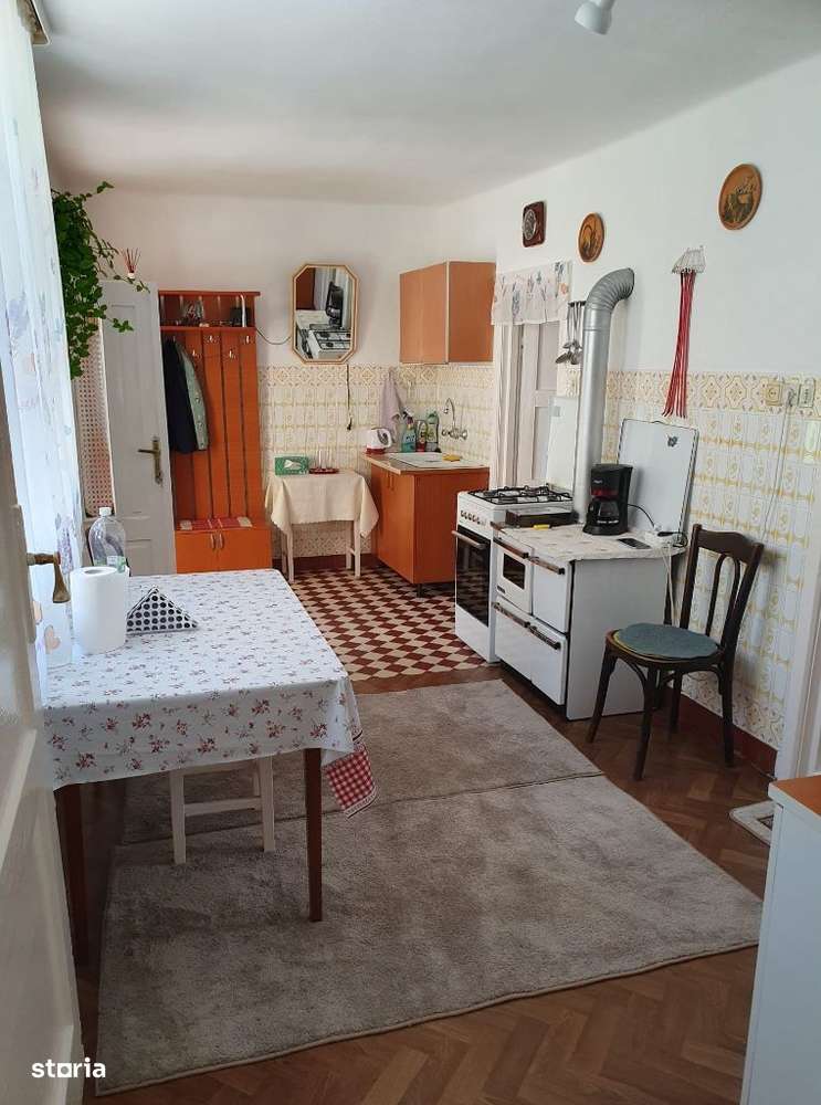 SC VIMAK vinde casa saseasca in loc.Maierus,Brasov .-8