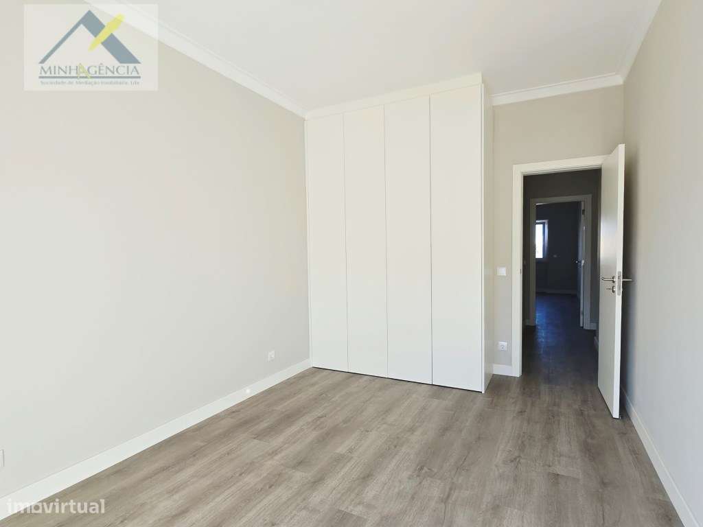 Apartamento T3 remodelado na Algodeia em Setúbal-25
