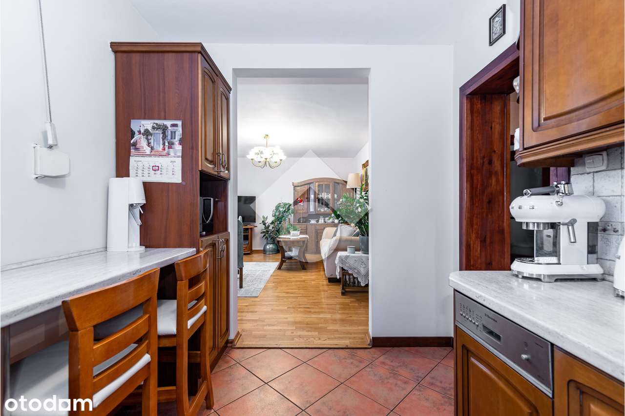 Jasne i przestronne mieszkanie 3-pokojowe z dużą piwnicą - Pełny obrazek: 4/13