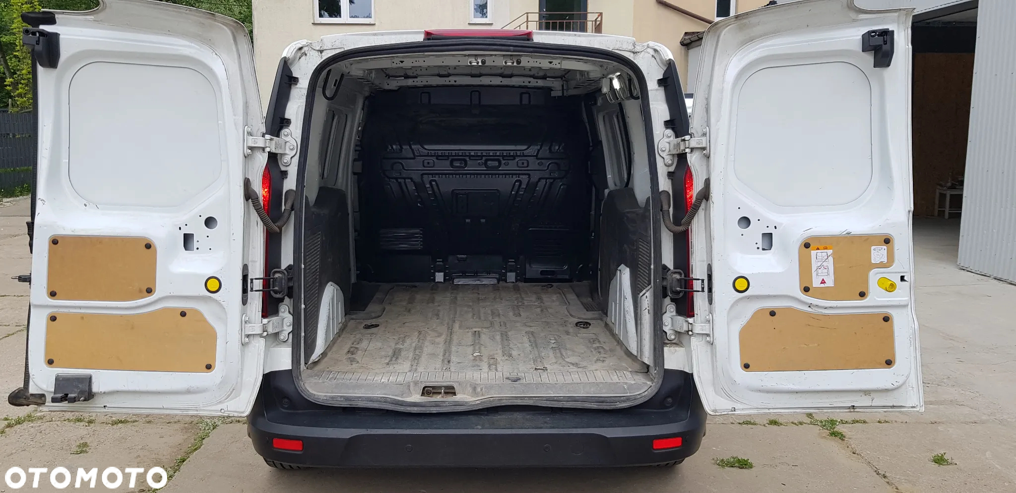 Ford Transit Connect - 12