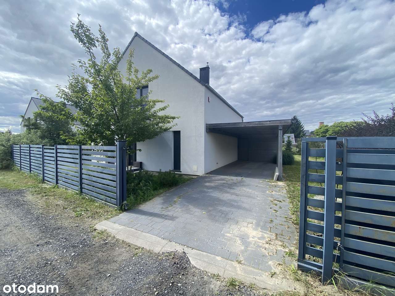 Dom jednorodzinny wolnostojący z dużą działką - gotowy do zamieszkania - Pełny obrazek: 4/20