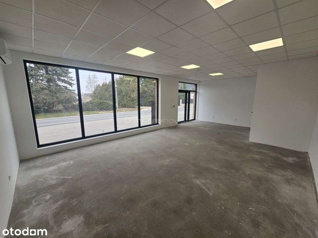 Idealny lokal pod usługi i handel – Łazy, 59 m² przy głównej ulicy - Pełny obrazek: 5/16