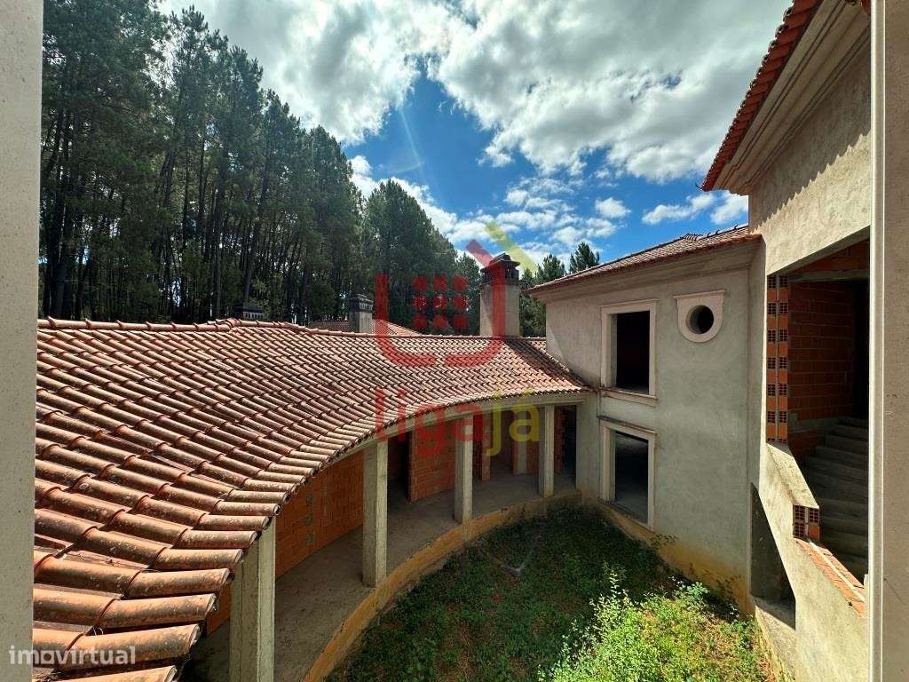 Moradia T6 em construção!-30