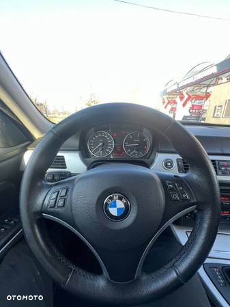 BMW Seria 3 320d DPF - 9