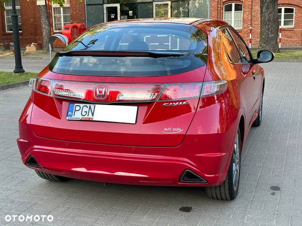 Honda Civic 1.8 Sport - 12