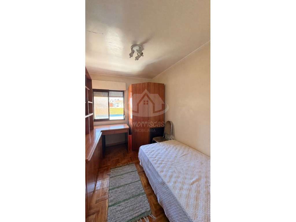 Apartamento T3 em Sacavém-10