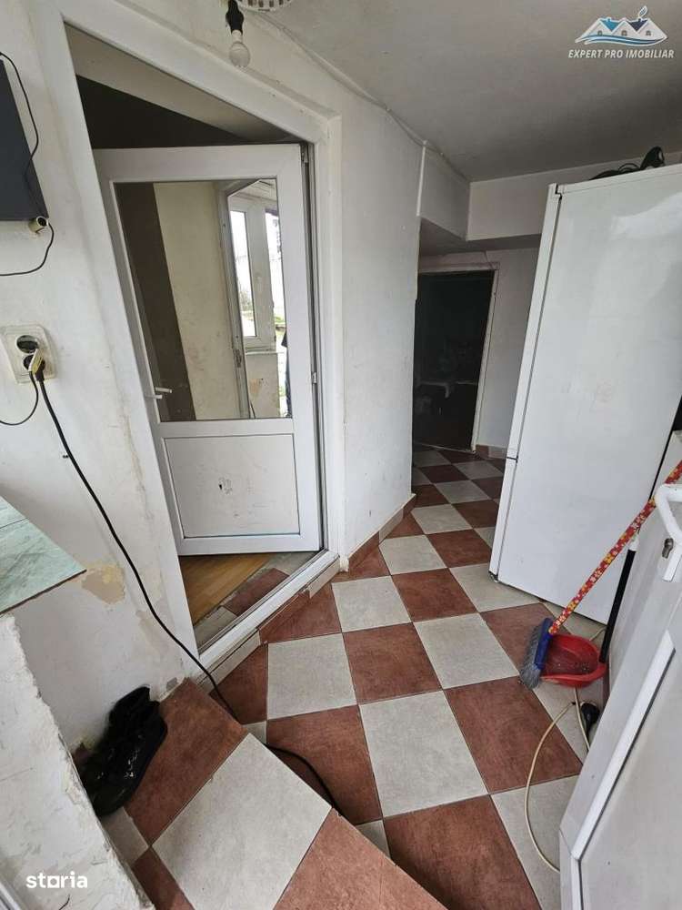 Giulesti SECTOR 1 Teren 254mp 4Cam+Hol+Baie+Buc Casa Modesta 1965 - Imagine principală: 4/17