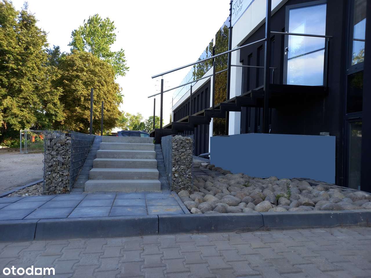 BEZPOŚREDNIO! Lokal usługowo-magazynowy 25,6 m2 - Pełny obrazek: 1/8