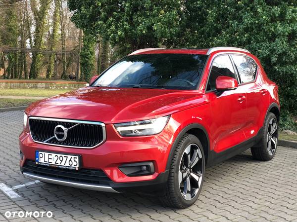 Volvo XC 40 T5 AWD Momentum - 1