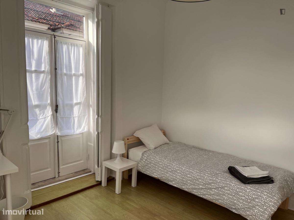 Quarto - localizado em Baixa Lisbon - Grande imagem: 2/9