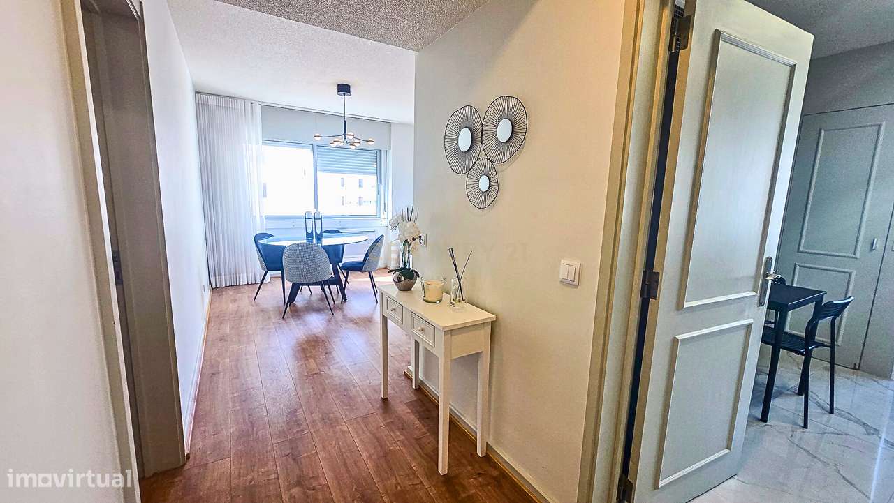 T2 para Arrendamento em Benfica – Localização Privilegiada frente ao C - Grande imagem: 2/20