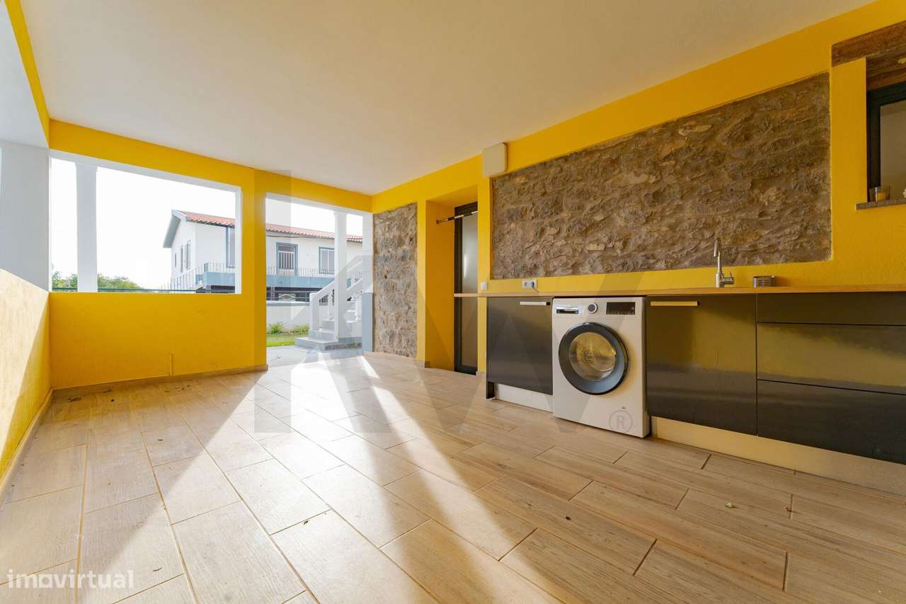 Moradia T3 + T1 com Entradas Independentes – 190,36 m2 em Santa Maria - Grande imagem: 4/60