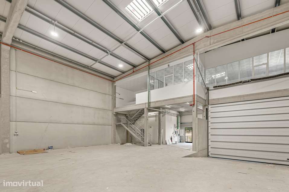 Armazém à venda , Quinta de Matos-7