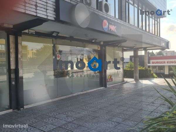 Excelente Oportunidade de construir o seu negocio em Ermesinde!!!-5