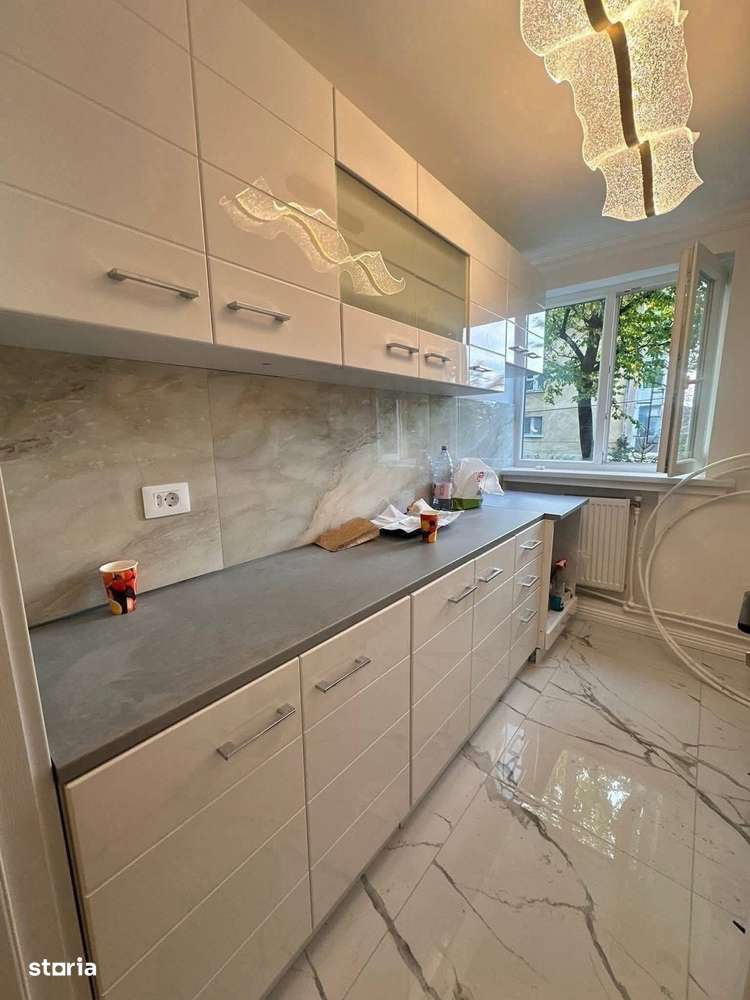 De vanzare  2 camere, etaj 1, renovat complet, 56.000 euro - Imagine principală: 4/5