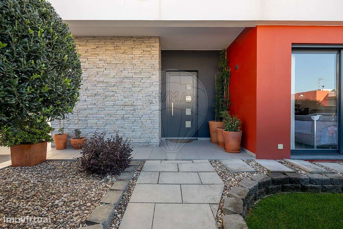 Moradia T4 para venda - Grande imagem: 2/36