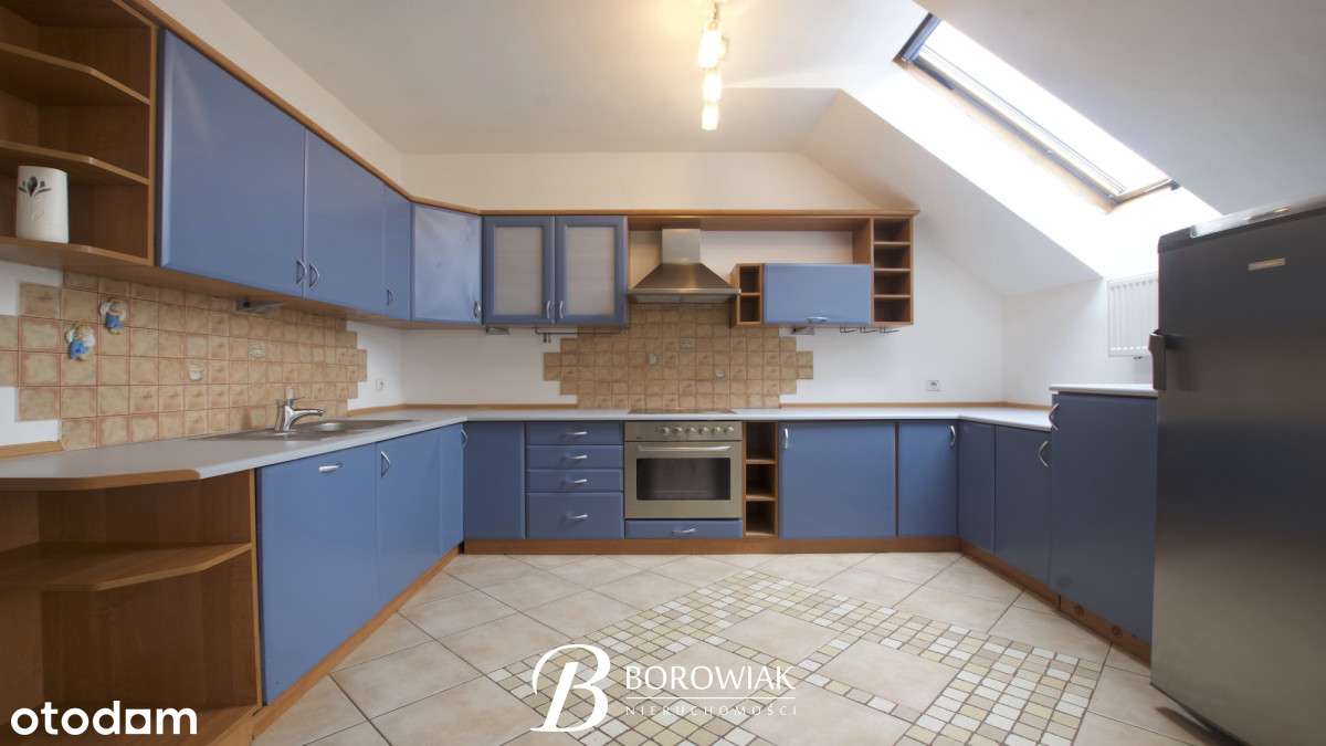 Przestronne, dwupoziomowe mieszkanie | os. Korczak-0