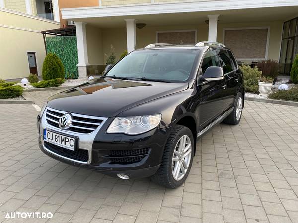 Volkswagen Touareg - 2