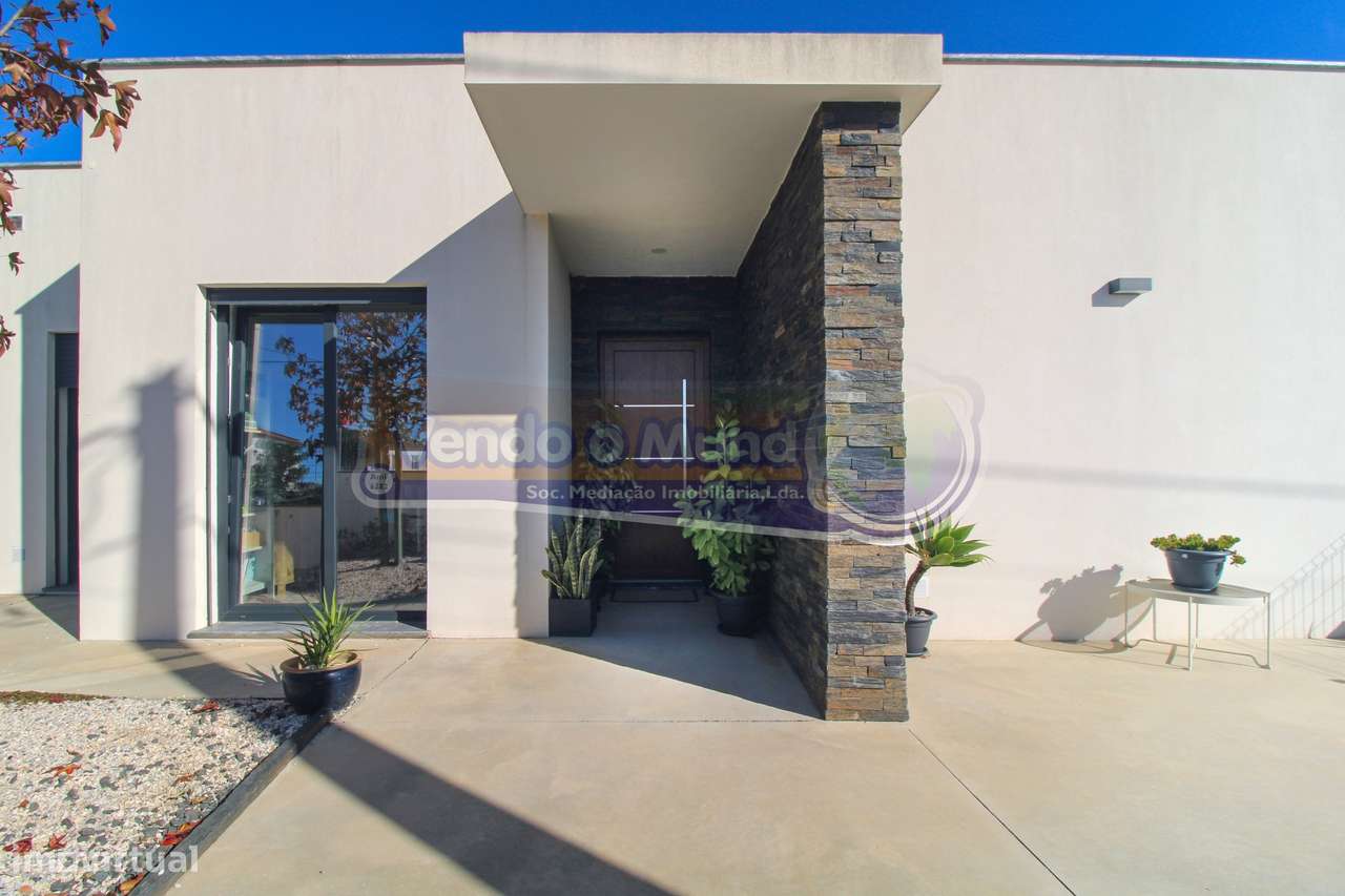 Moradia T3 em Fazendas de Almeirim (FALMR006)-1