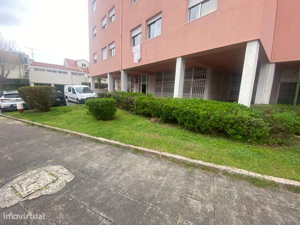 Loja arrendamento , Creixomil - Guimarães - Grande imagem: 5/13