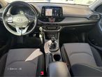 Hyundai i30 1.6 CRDi Comfort+Navi - 10