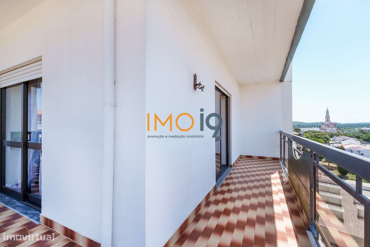 Apartamento T3 com vista para o Santuário - Fátima-5