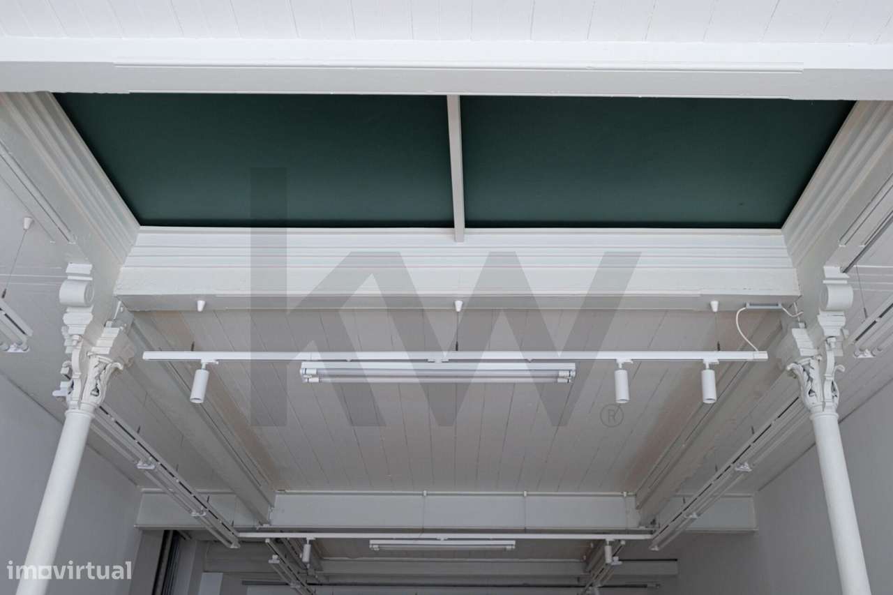 Espaço comercial Galeria/Atelier de dois pisos  | 240m2 | Rua da Boavi - Grande imagem: 5/22