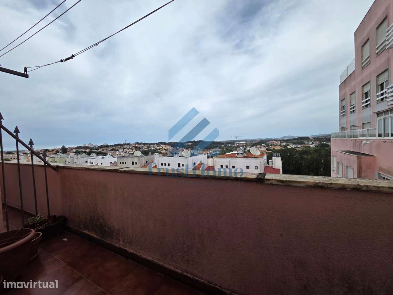 T2 em Fitares com 130m2 e garagem a 9 min. da estação-5