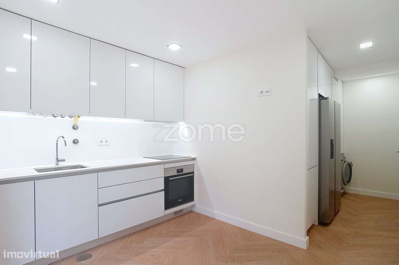 Apartamento T2 Premium com Terraço no Vale das Flores-9