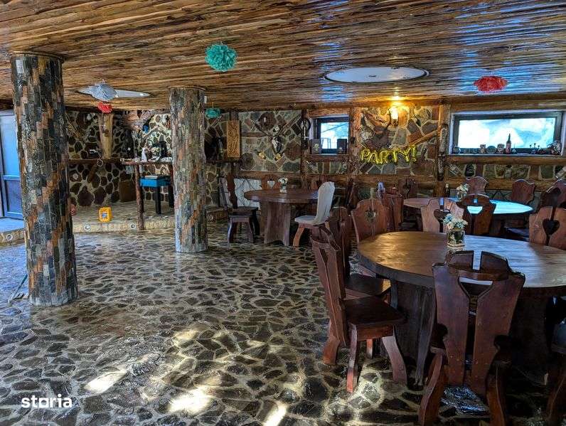 Vila de inchiriat - Imagine principală: 4/8