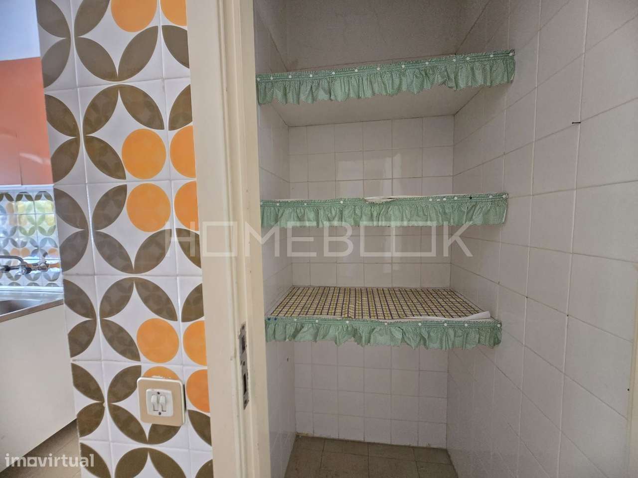 Apartamento T3  em Setúbal com varanda-8