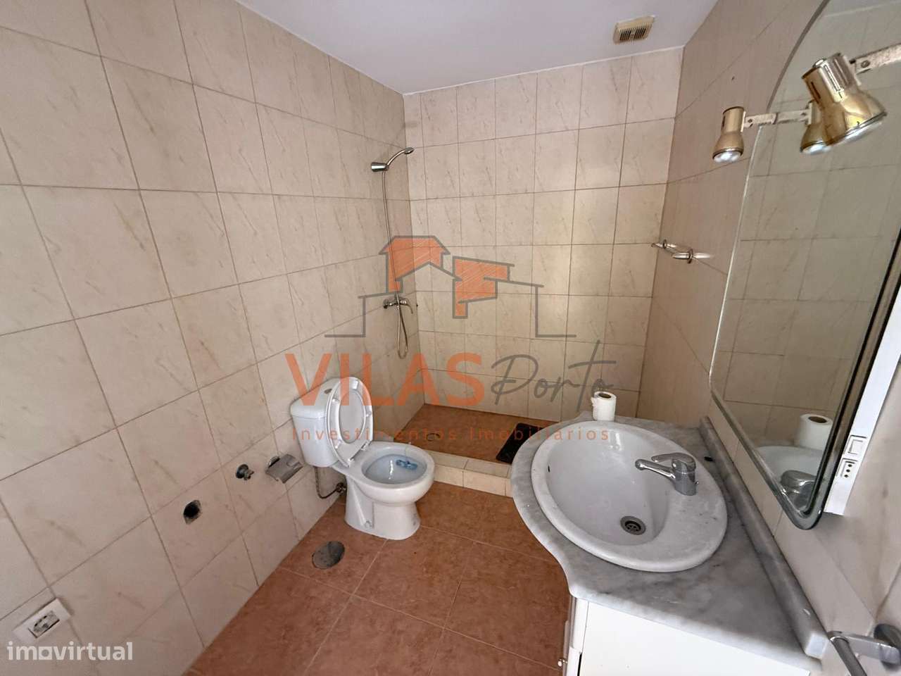 Andar Moradia R/C T3 p/ Arrendamento - Paredes - Grande imagem: 4/19